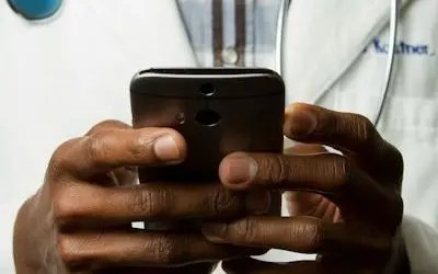 LGPD para indústria de saúde: Laboratórios, Clínicas e Consultórios